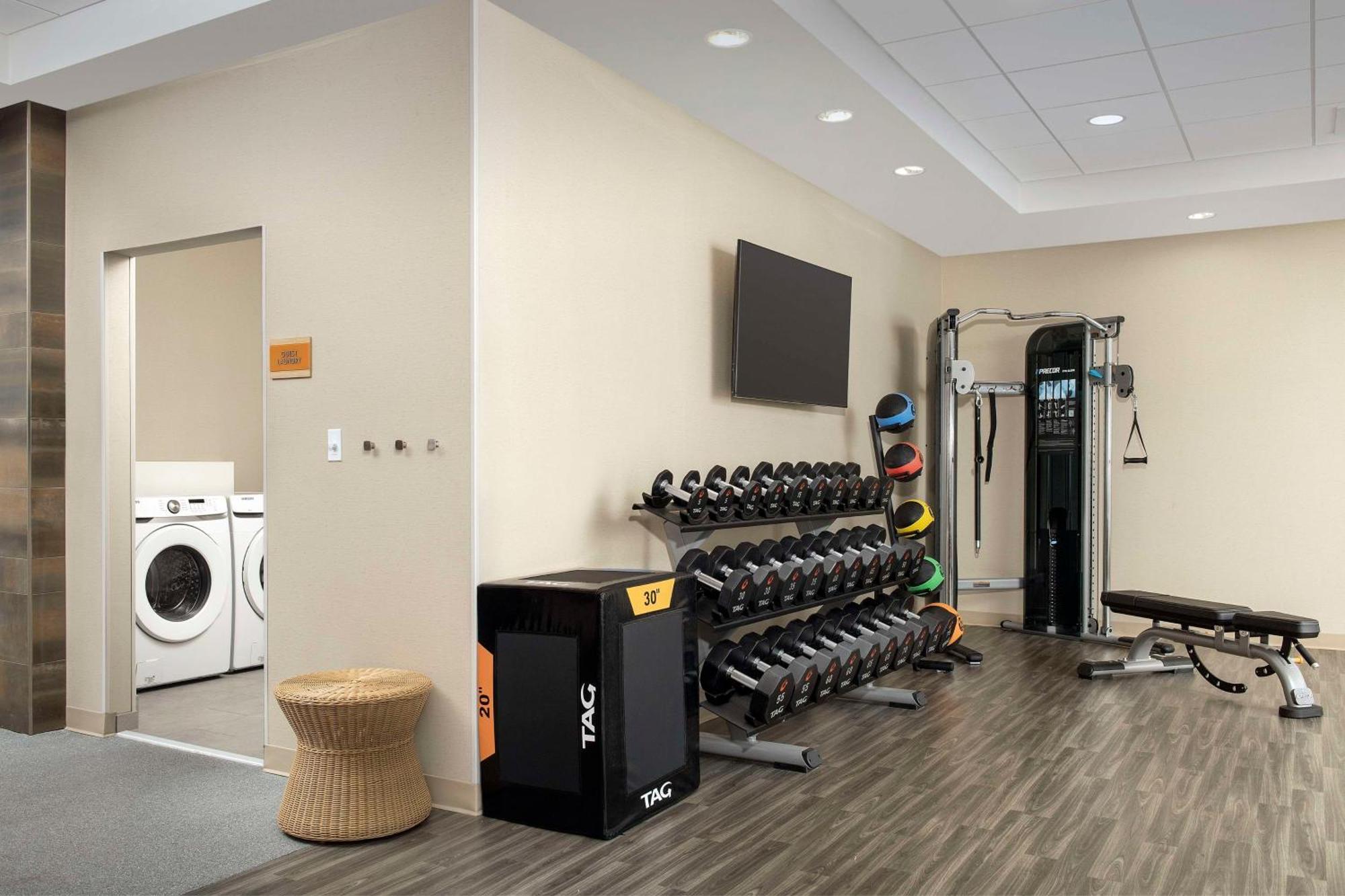 Home2 Suites By Hilton Fort Myers Airport Buitenkant foto